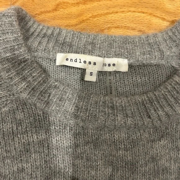 Gray Peek a Boo Sleeve Sweater - Picture 2 of 5